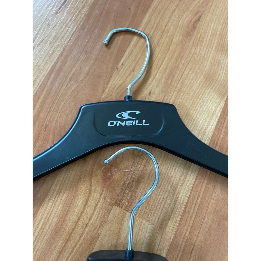 Bundle of 3 Hangers‎